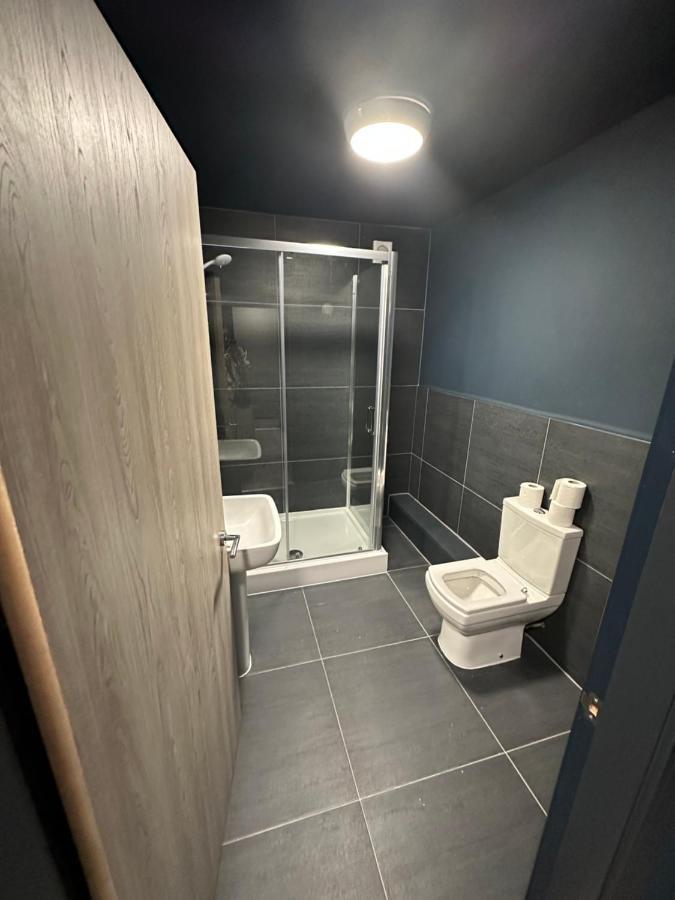 Penthouse Apartment, Sleeps 21 With Terrace Liverpool Exteriör bild