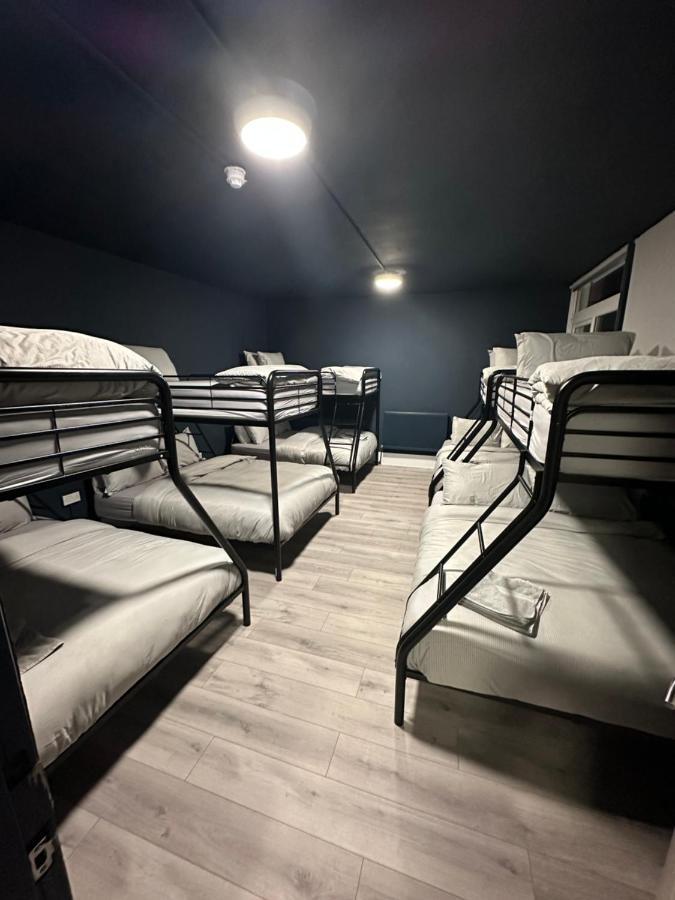 Penthouse Apartment, Sleeps 21 With Terrace Liverpool Exteriör bild
